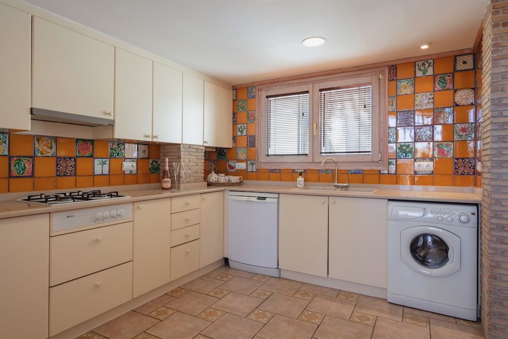 Property 2514 - Image 7